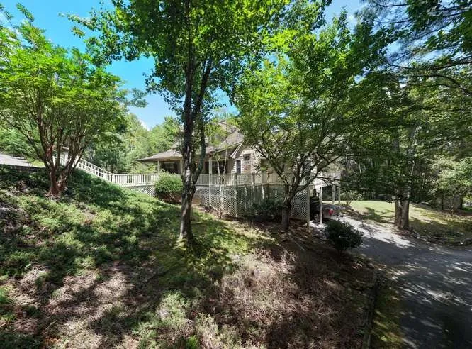 100 Sourwood Lane Hayesville, NC 28904