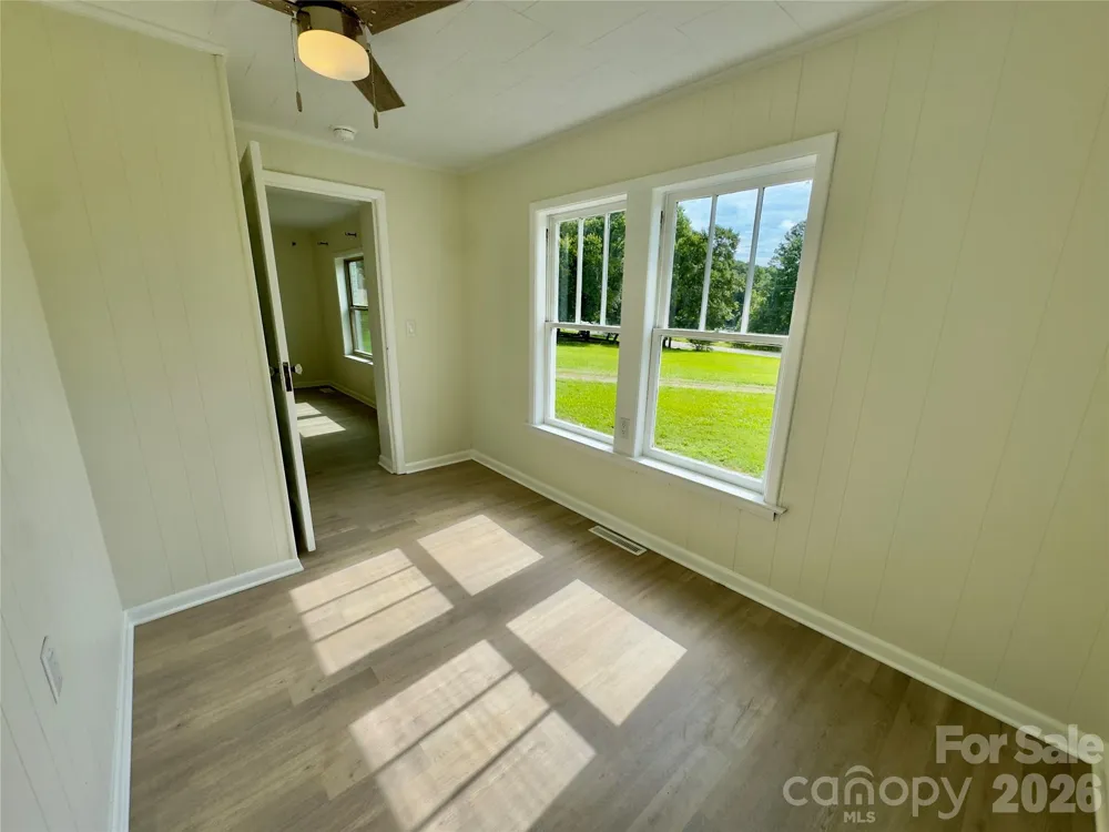 4934 E NC 10 Highway Catawba, NC 28609