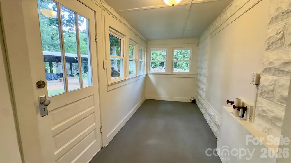 4934 E NC 10 Highway Catawba, NC 28609