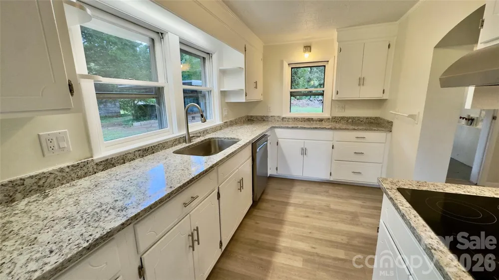 4934 E NC 10 Highway Catawba, NC 28609