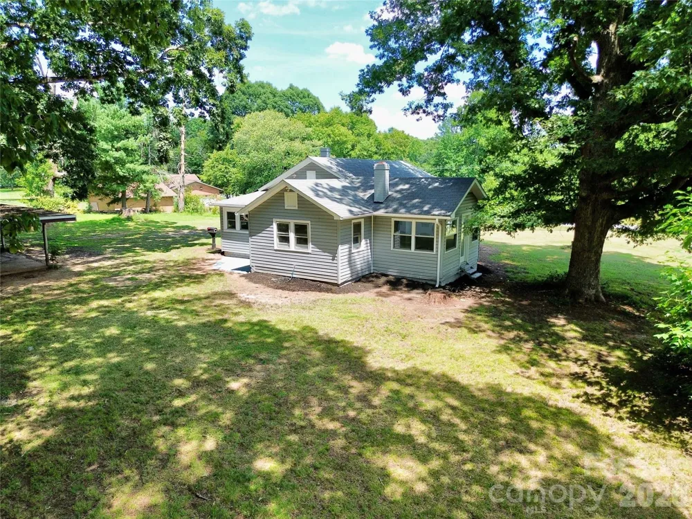 4934 E NC 10 Highway Catawba, NC 28609