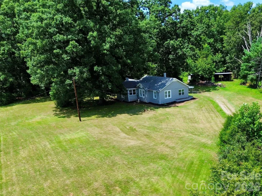 4934 E NC 10 Highway Catawba, NC 28609