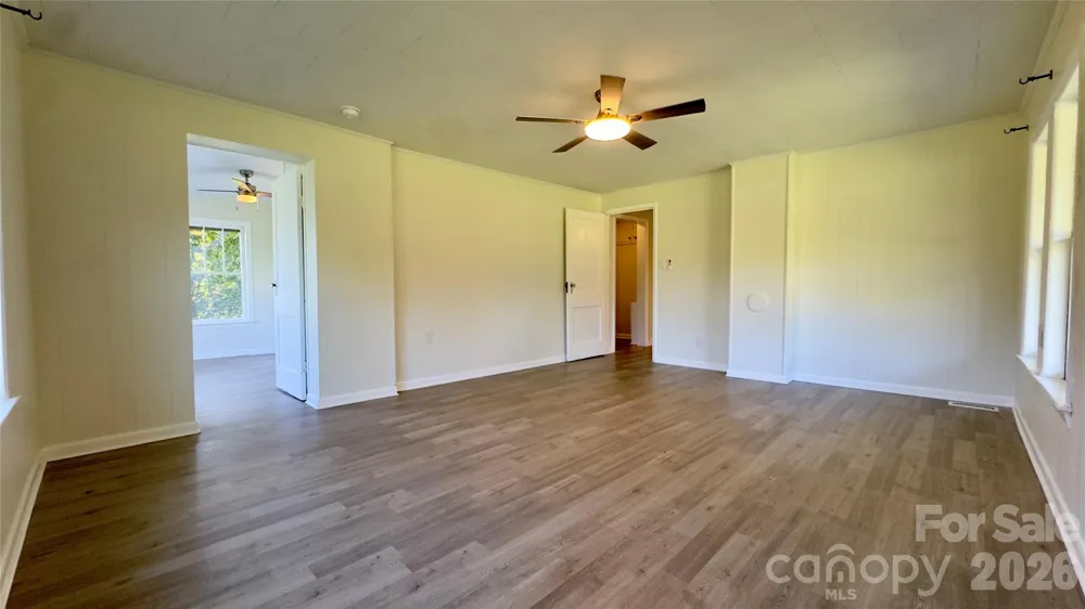 4934 E NC 10 Highway Catawba, NC 28609