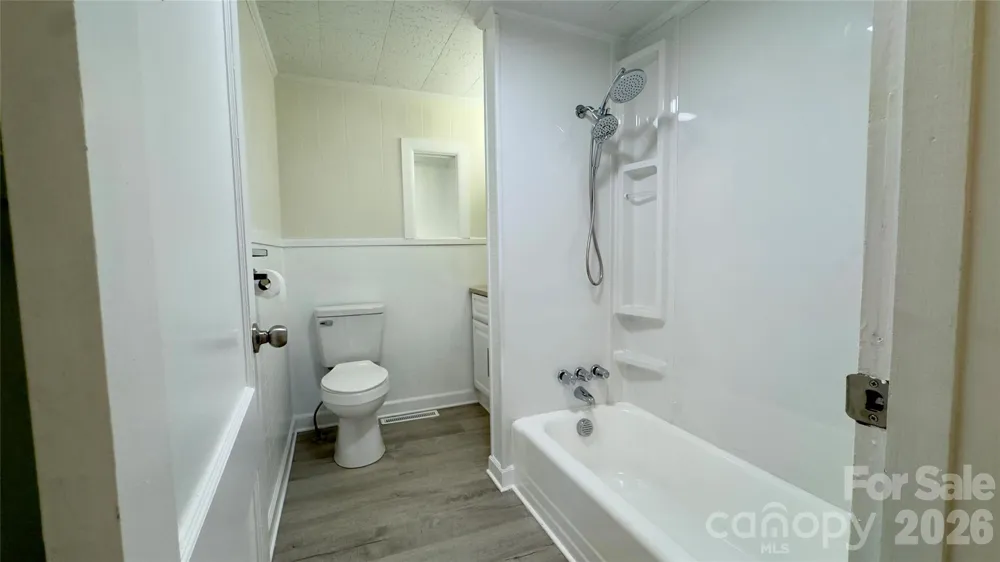 4934 E NC 10 Highway Catawba, NC 28609