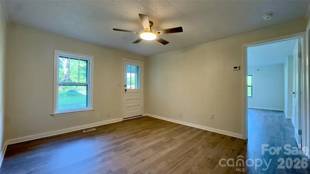 4934 E NC 10 Highway Catawba, NC 28609