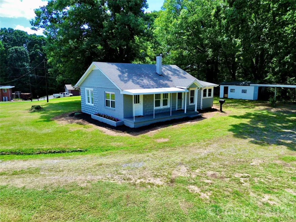 4934 E NC 10 Highway Catawba, NC 28609