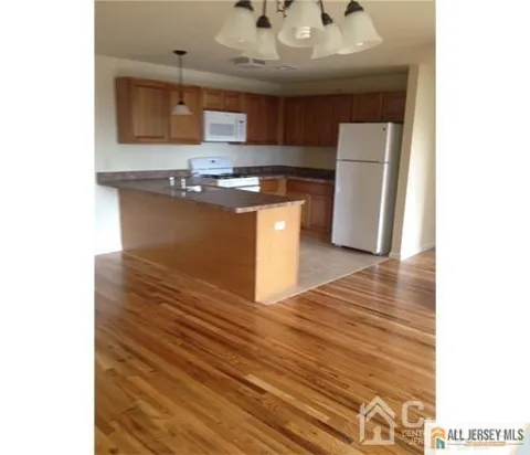 95 Main 2a Street