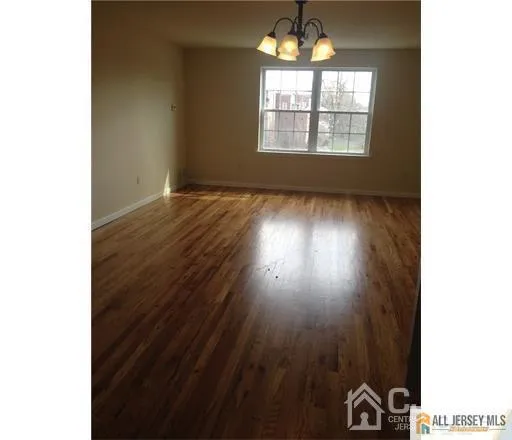 95 Main 2a Street Sayreville, NJ 08872