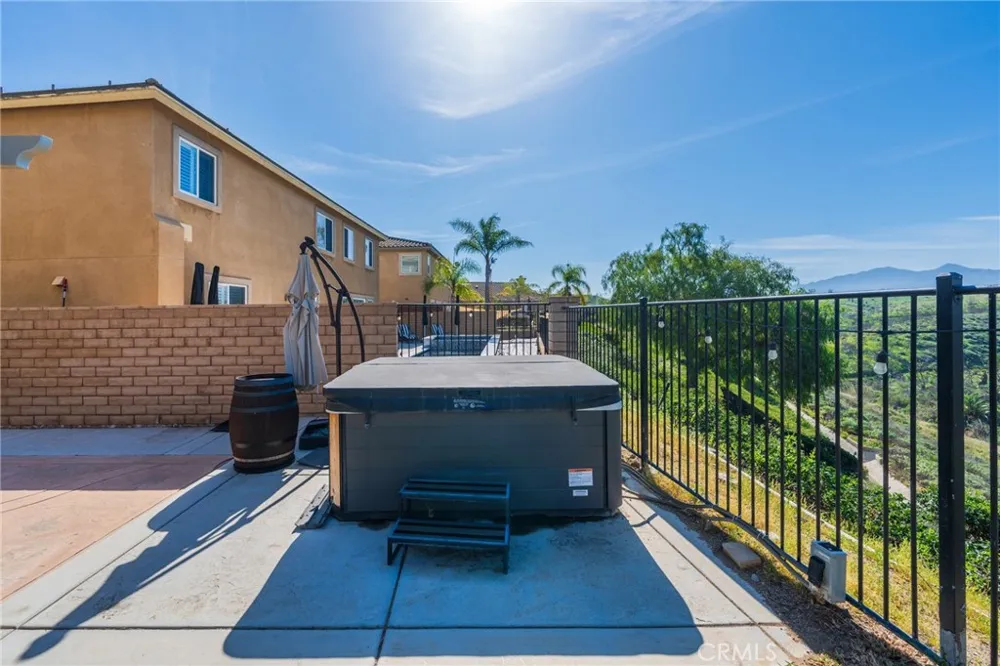 17073 Spring Canyon Riverside, CA 92503