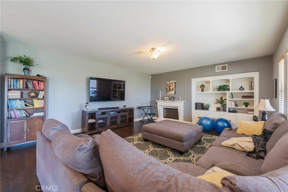 17073 Spring Canyon Riverside, CA 92503