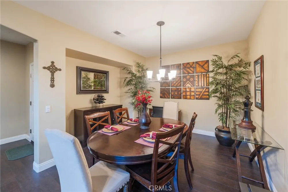17073 Spring Canyon Riverside, CA 92503