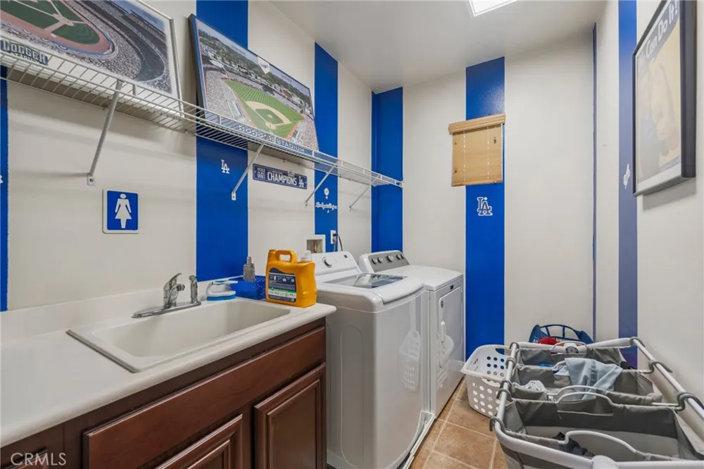 17073 Spring Canyon Riverside, CA 92503