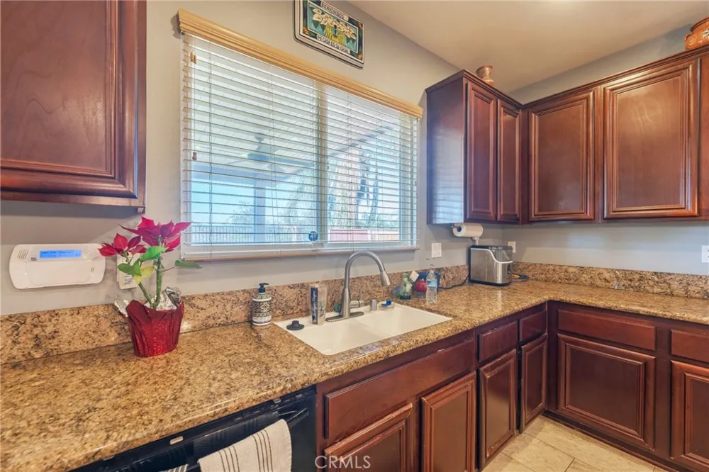 17073 Spring Canyon Riverside, CA 92503