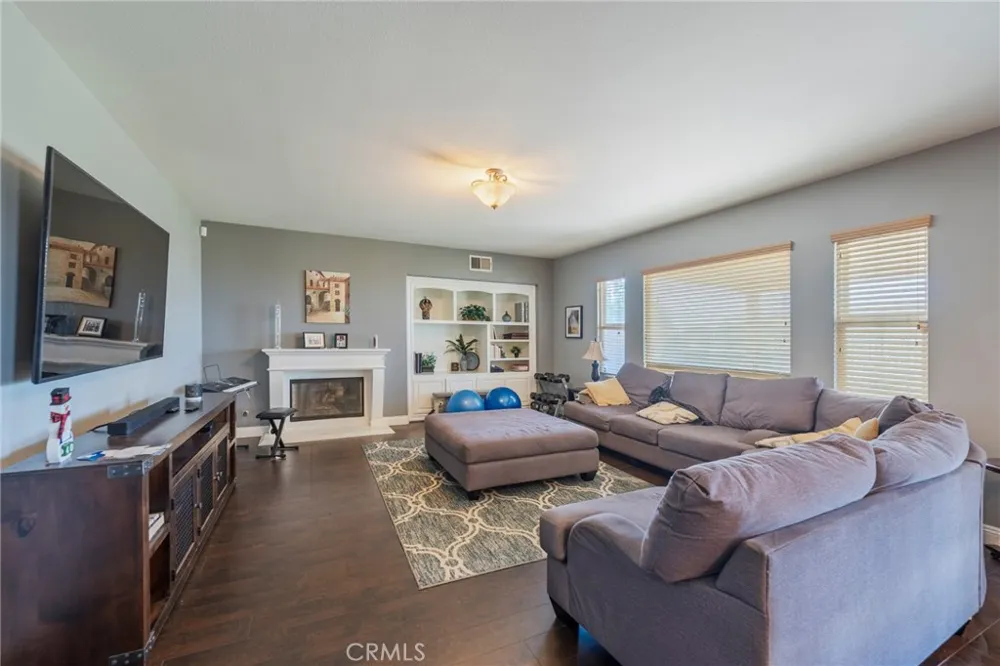 17073 Spring Canyon Riverside, CA 92503