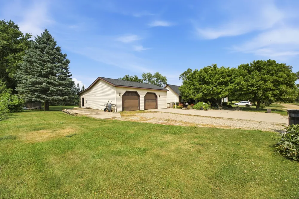 6113 E Musgrove Highway Sunfield, MI 48890
