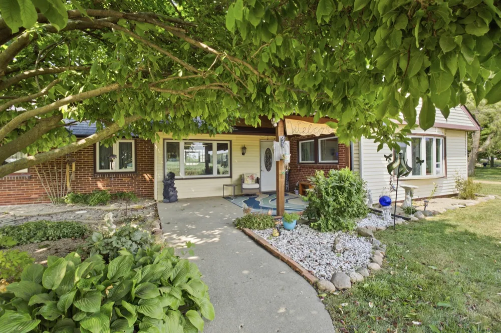 6113 E Musgrove Highway Sunfield, MI 48890