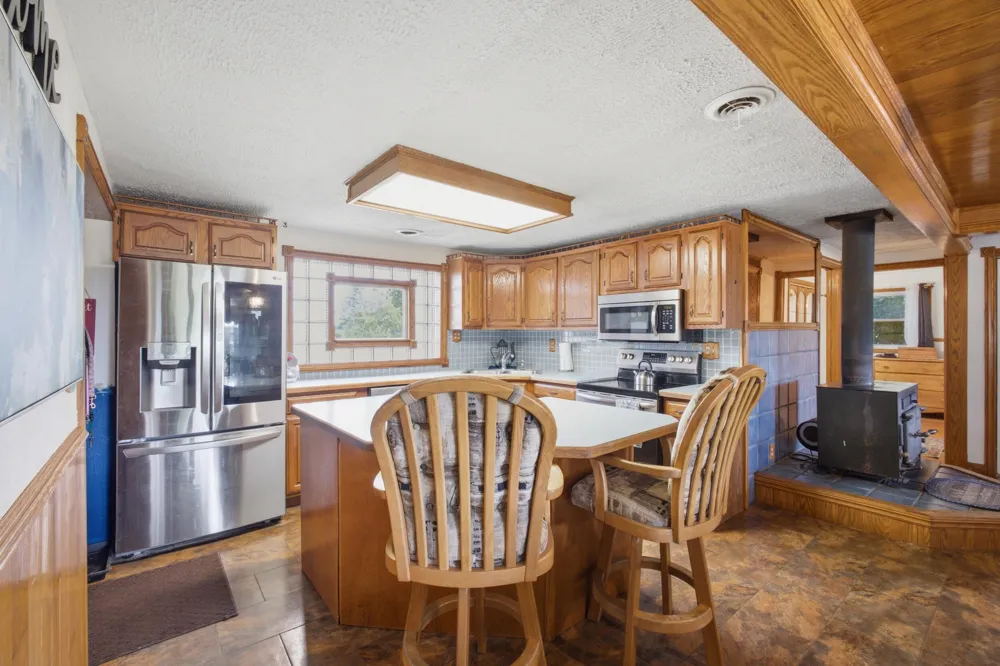 6113 E Musgrove Highway Sunfield, MI 48890
