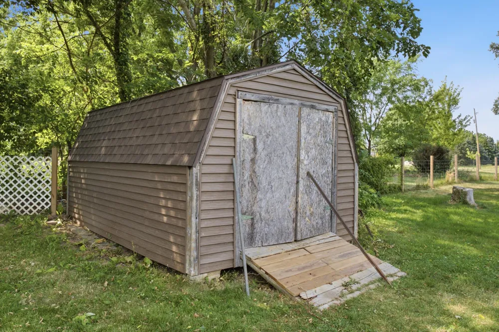 6113 E Musgrove Highway Sunfield, MI 48890