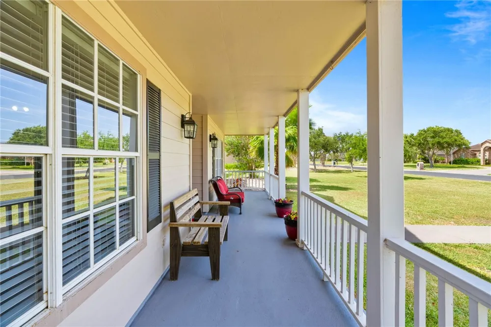 6009 King Trail Corpus Christi, TX 78414