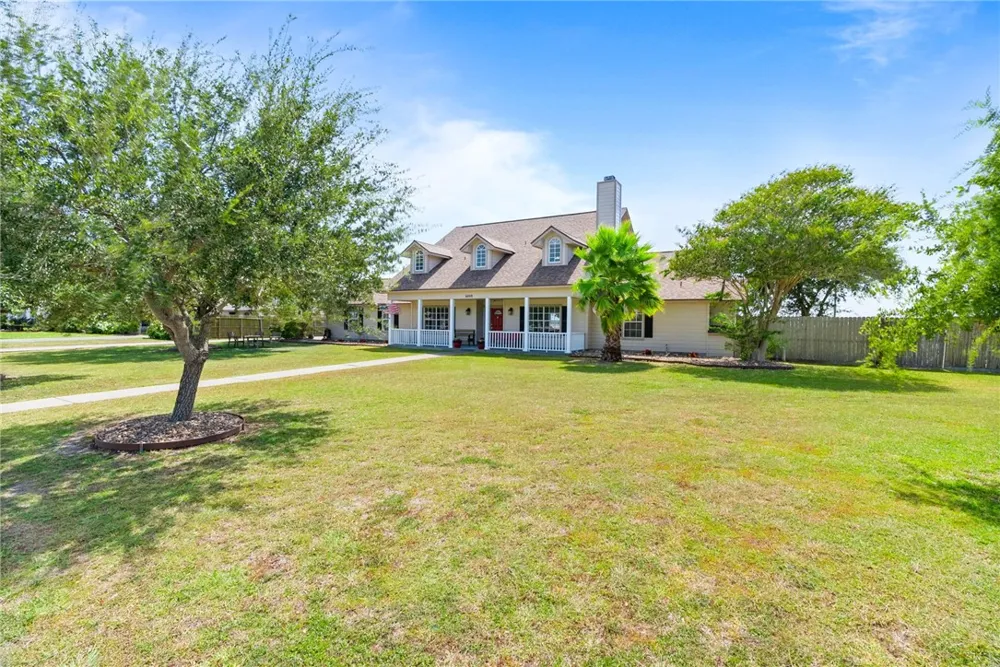 6009 King Trail Corpus Christi, TX 78414