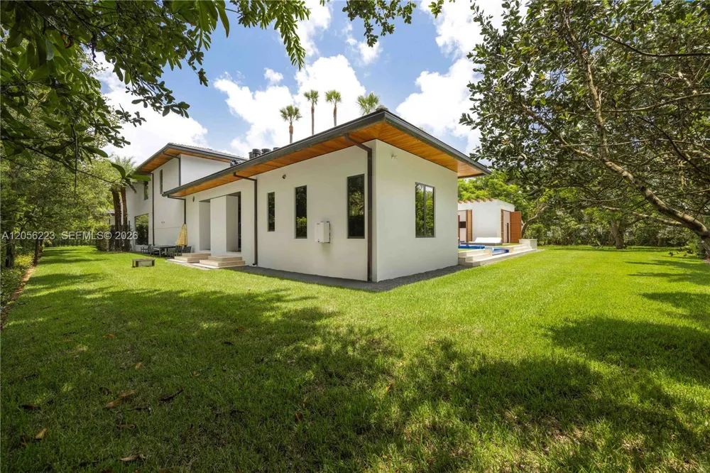 6540 SW 123rd St Pinecrest, FL 33156