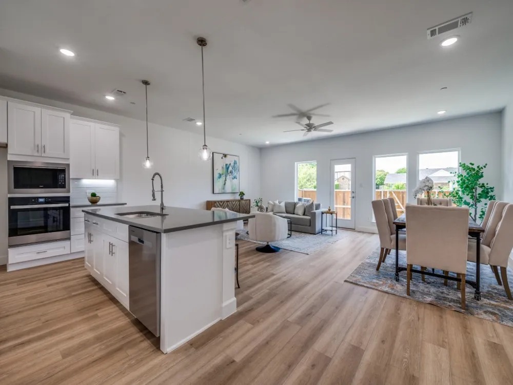 5613 Woodlands Drive The Colony, TX 75056