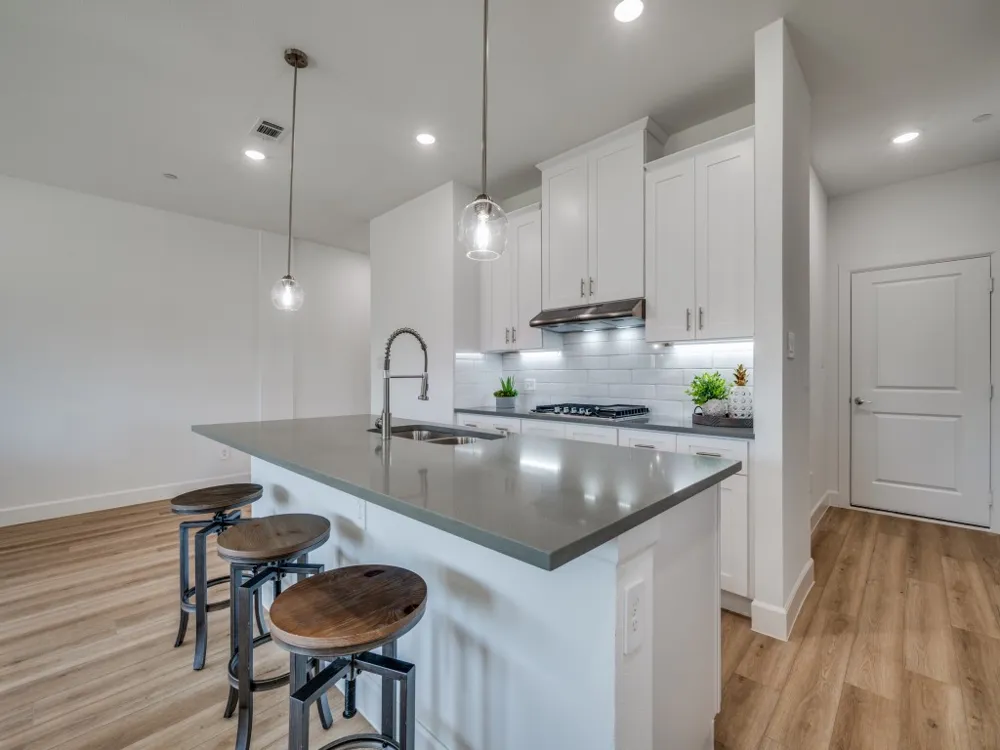 5613 Woodlands Drive The Colony, TX 75056