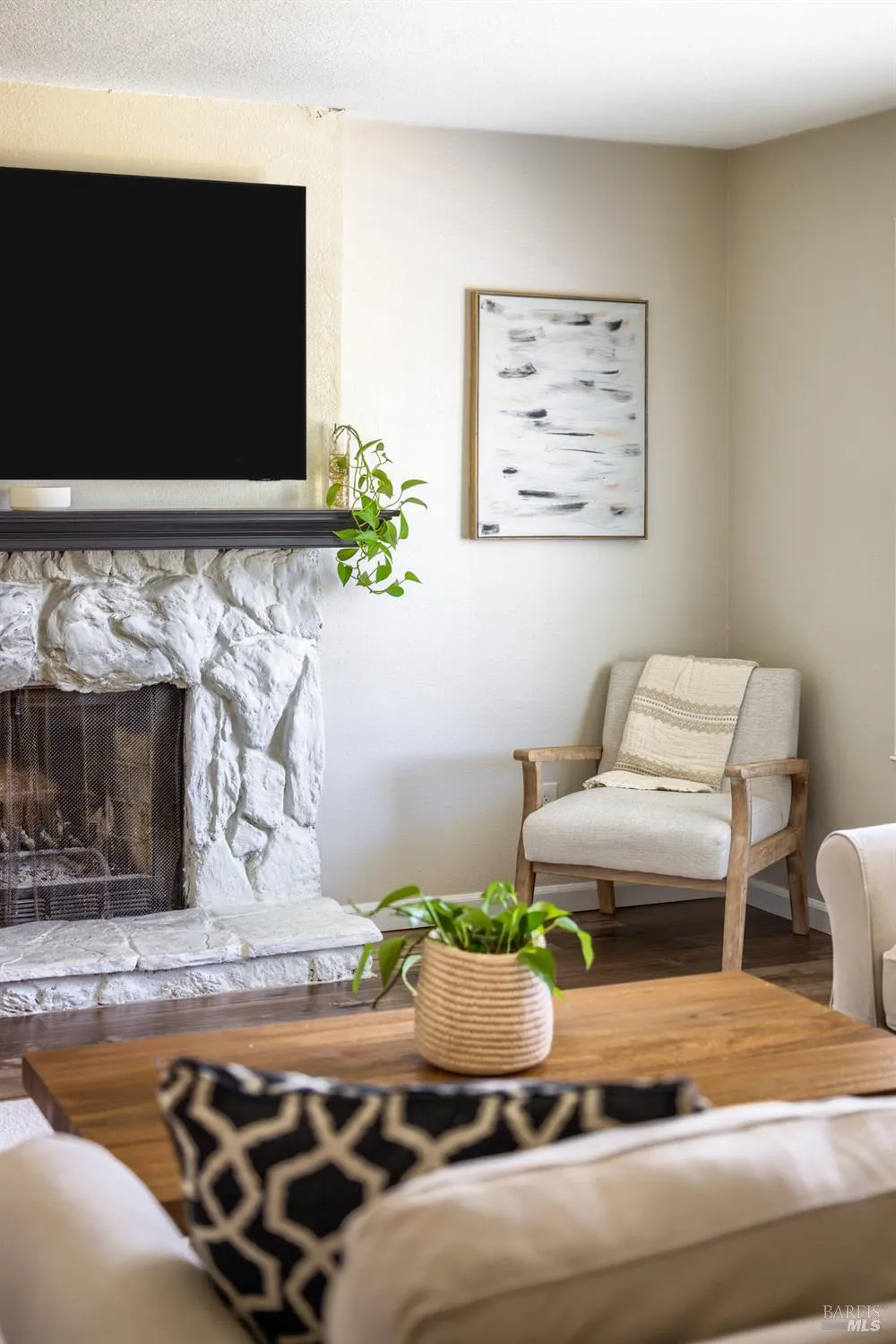 184 Brookdale Drive Vacaville, CA 95687
