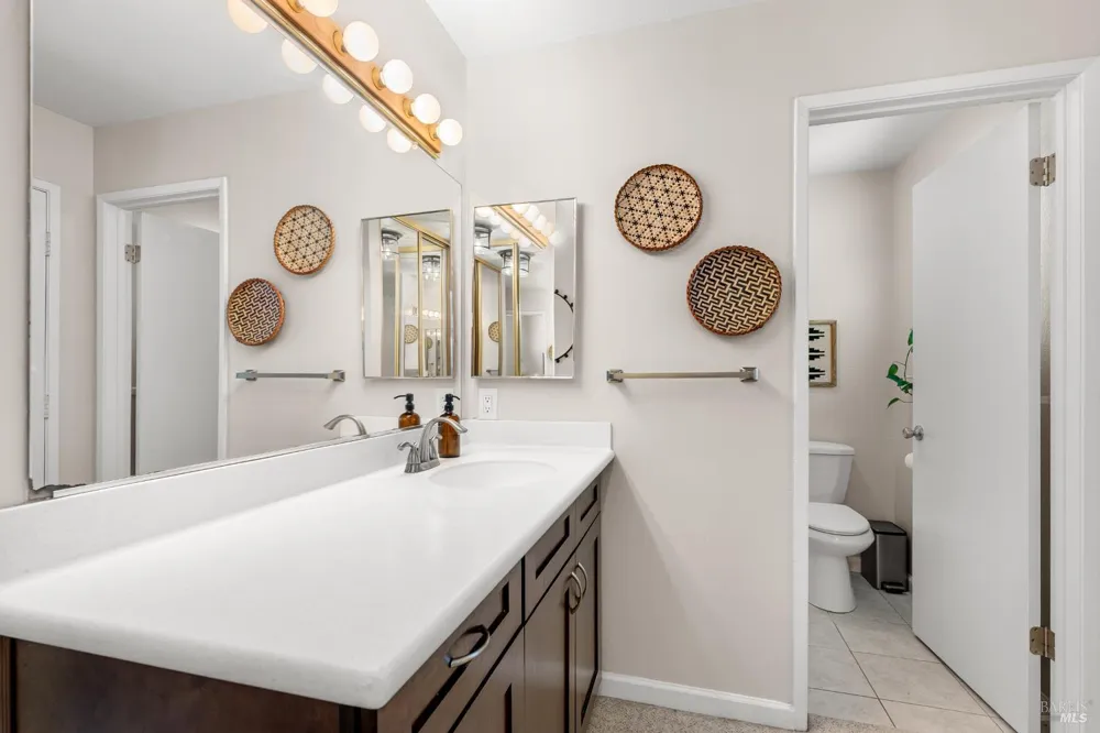 184 Brookdale Drive Vacaville, CA 95687