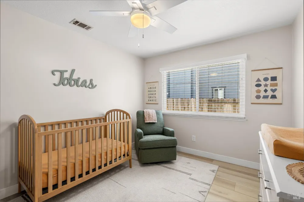 184 Brookdale Drive Vacaville, CA 95687