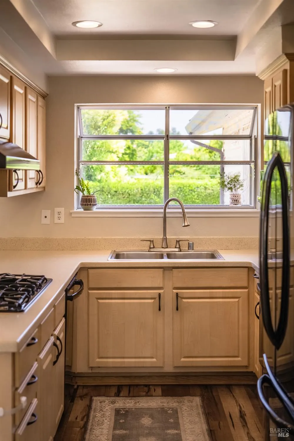 184 Brookdale Drive Vacaville, CA 95687