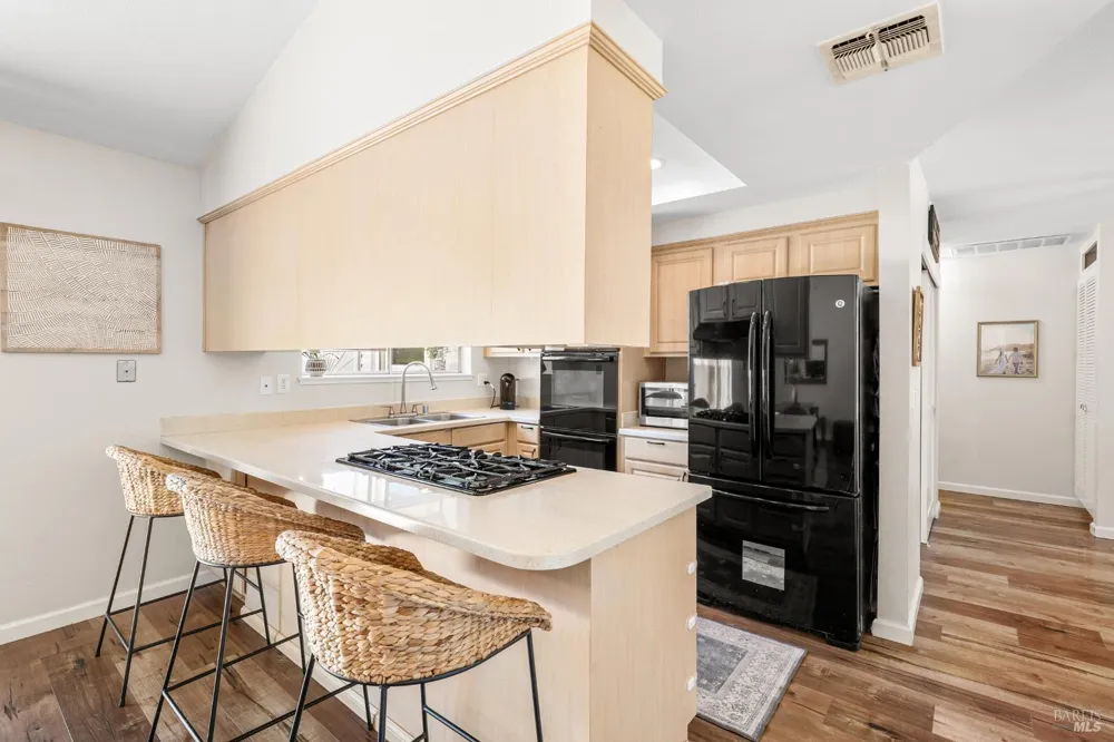 184 Brookdale Drive Vacaville, CA 95687