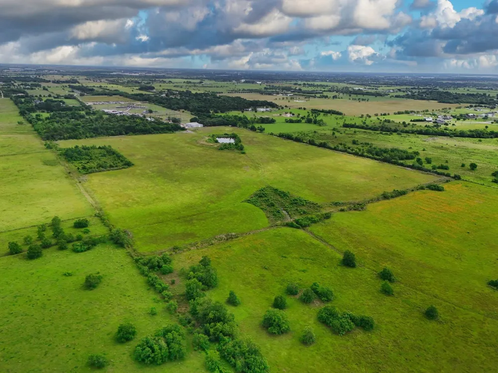 33753 Betka Road Waller, TX 77484