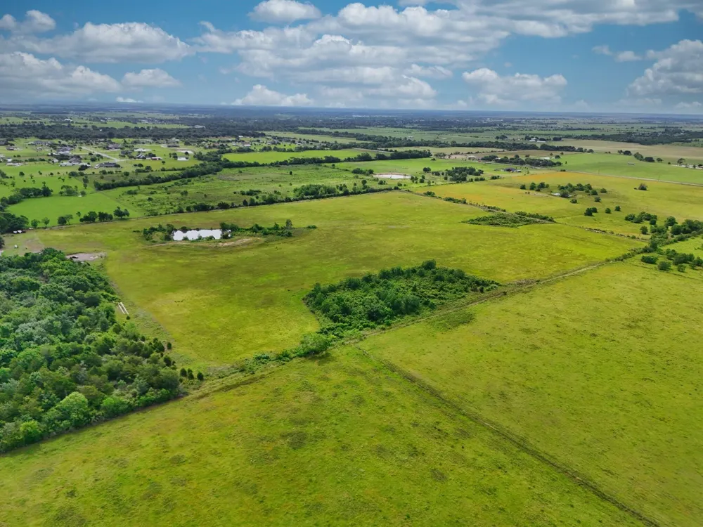 33753 Betka Road Waller, TX 77484