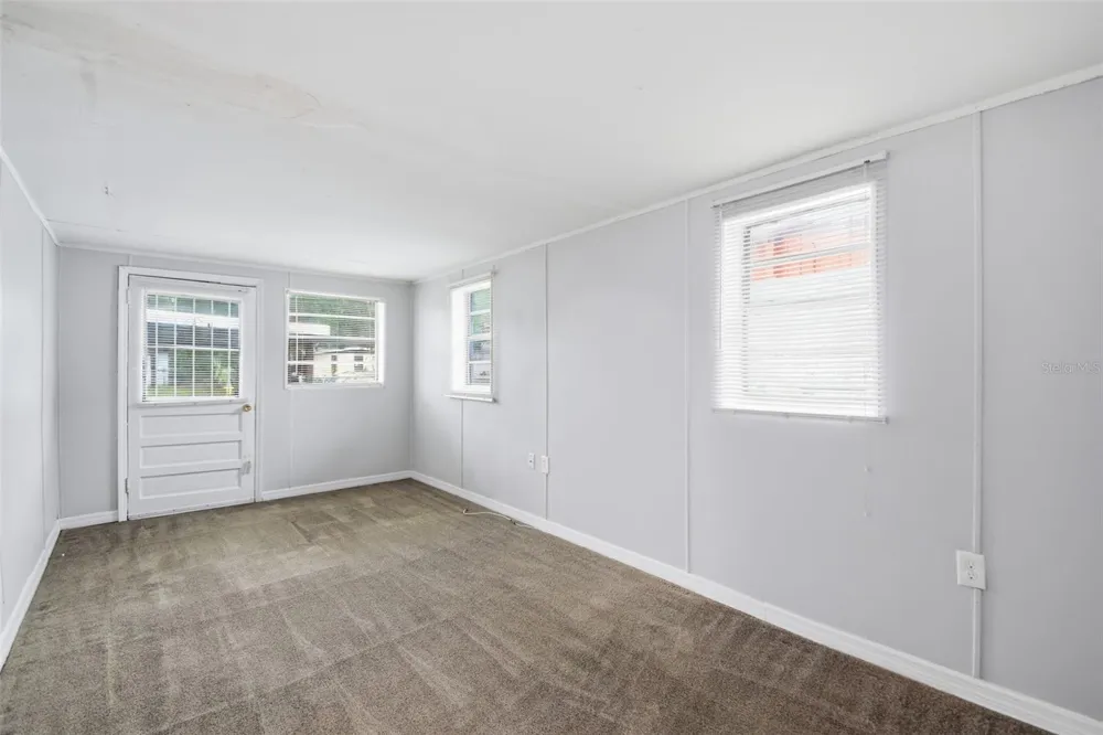 3008 43RD STREET Tampa, FL 33605