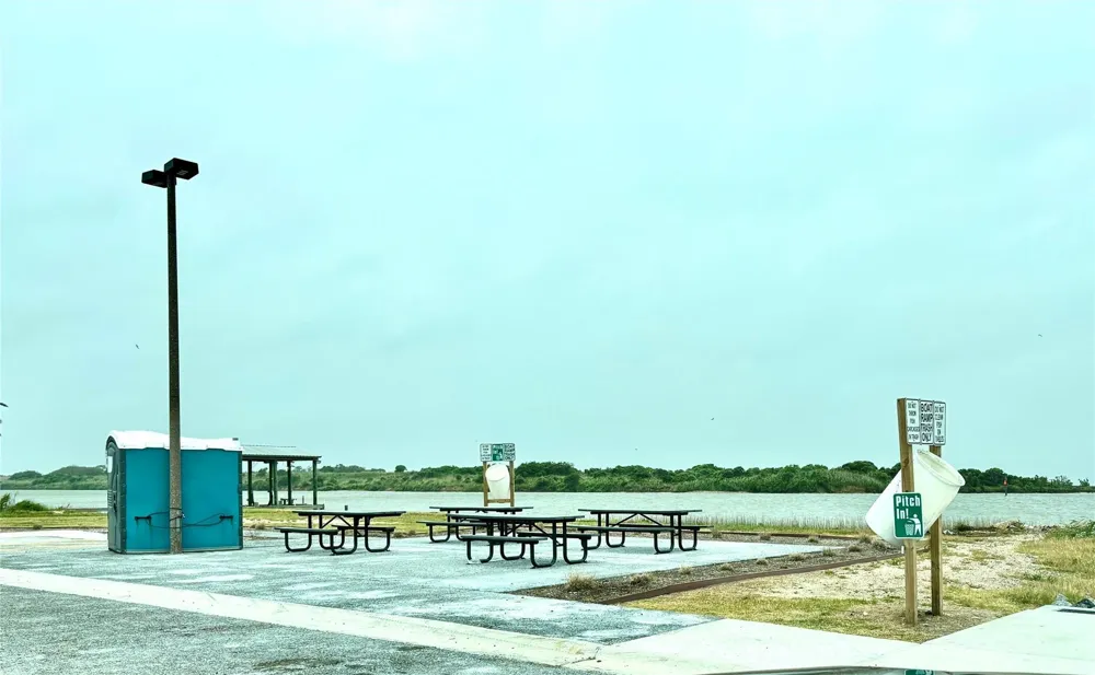 1026 Gayle Street Gilchrist, TX 77617