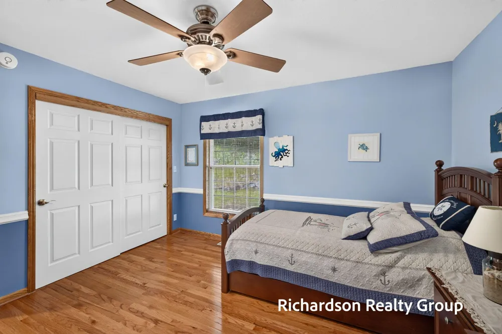 18657 Sioux Drive Spring Lake, MI 49456