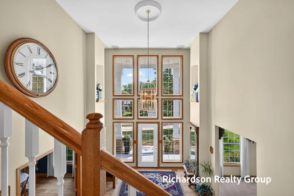 18657 Sioux Drive Spring Lake, MI 49456