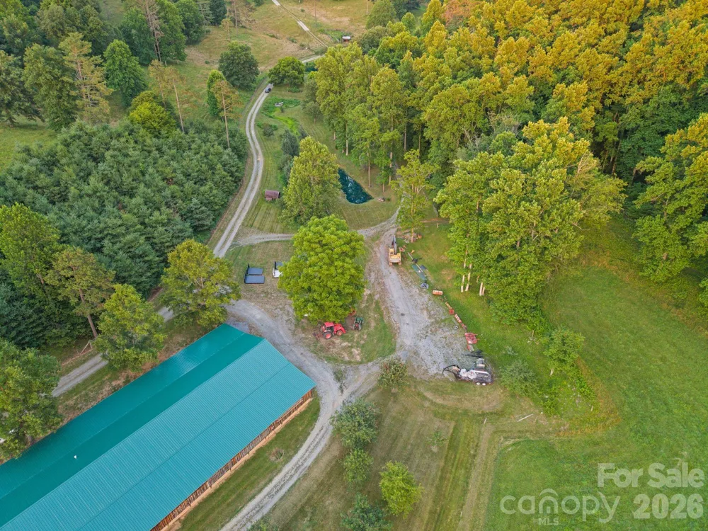 1372 & 1370 Barnardsville Highway Barnardsville, NC 28709
