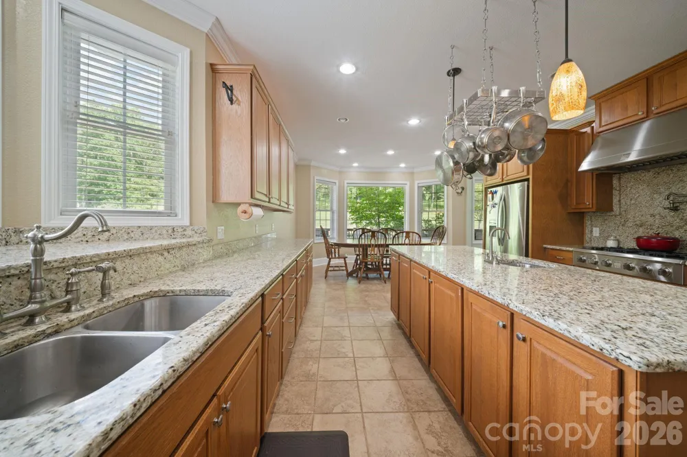 1372 & 1370 Barnardsville Highway Barnardsville, NC 28709