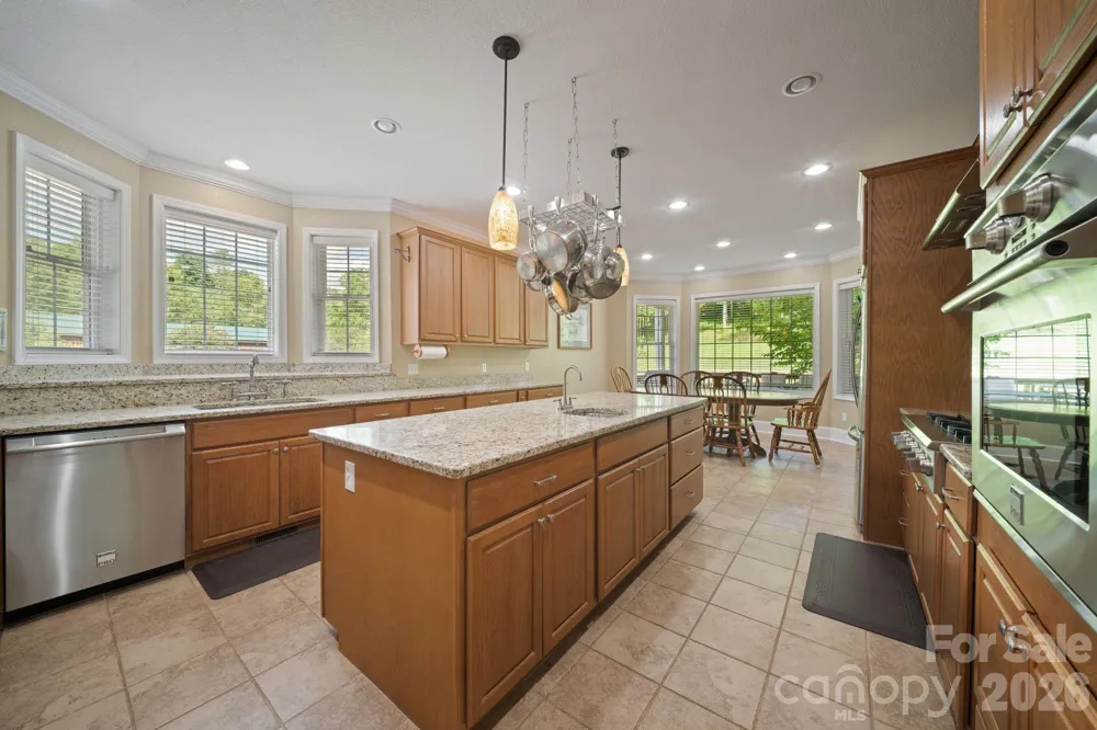 1372 & 1370 Barnardsville Highway Barnardsville, NC 28709