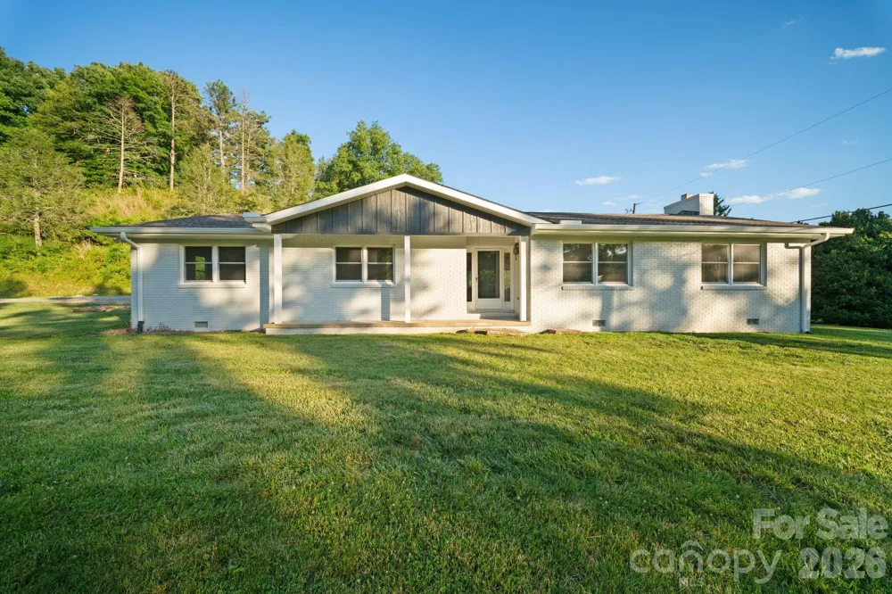 1372 & 1370 Barnardsville Highway Barnardsville, NC 28709