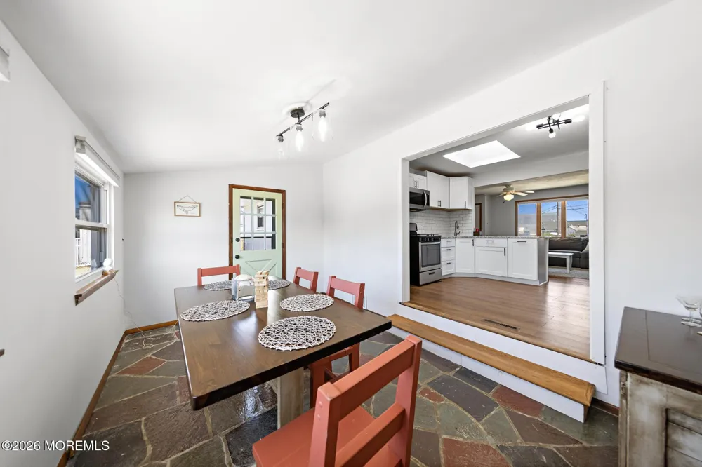 34 Lake Singleton Court Little Egg Harbor, NJ 08087