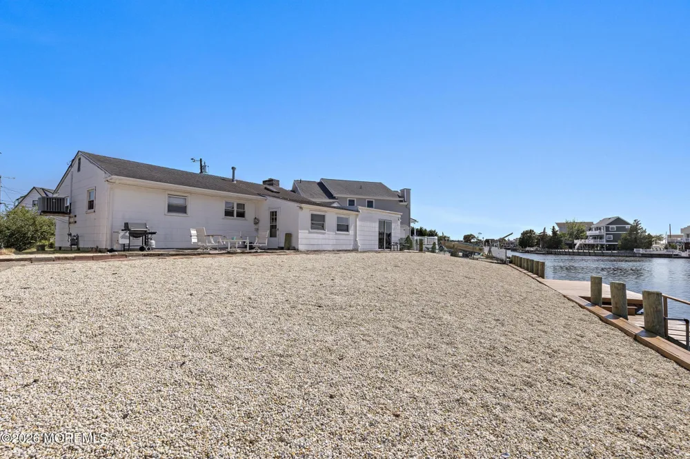 34 Lake Singleton Court Little Egg Harbor, NJ 08087