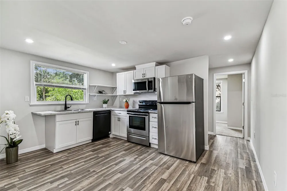 1006 E 26TH AVENUE #1 Tampa, FL 33605