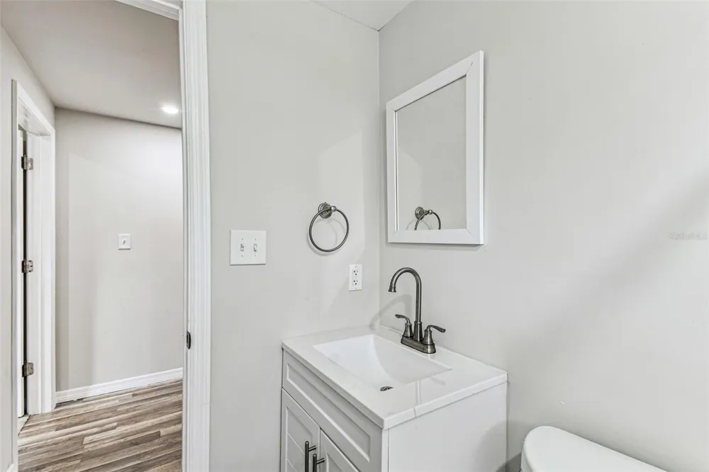 1006 E 26TH AVENUE #1 Tampa, FL 33605