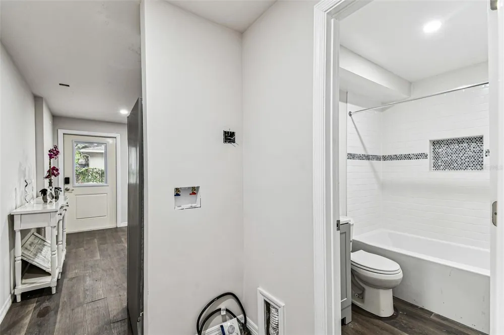 1006 E 26TH AVENUE #1 Tampa, FL 33605