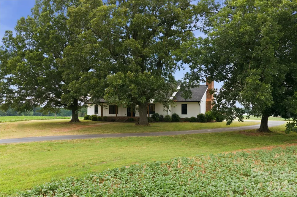 1421 Old Highway 74 Marshville, NC 28103