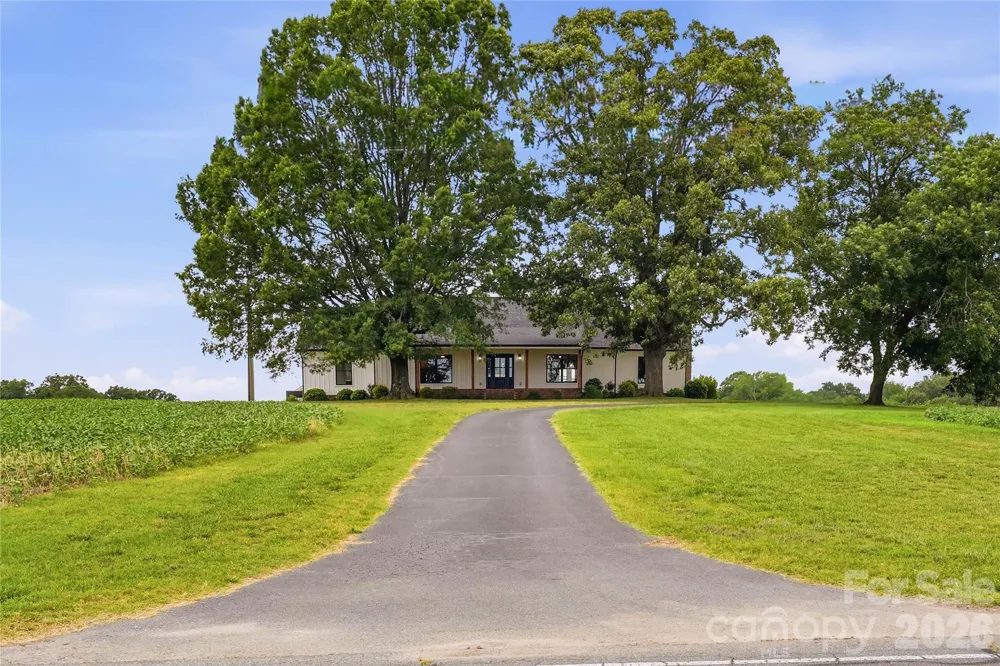 1421 Old Highway 74 Marshville, NC 28103