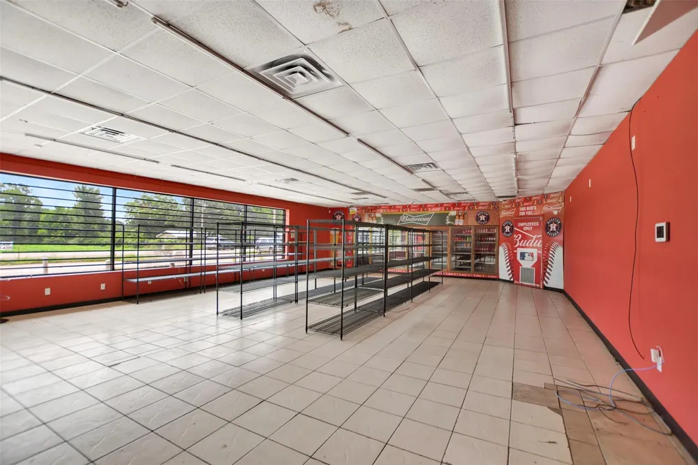 9240 State Highway 75 S New Waverly, TX 77358
